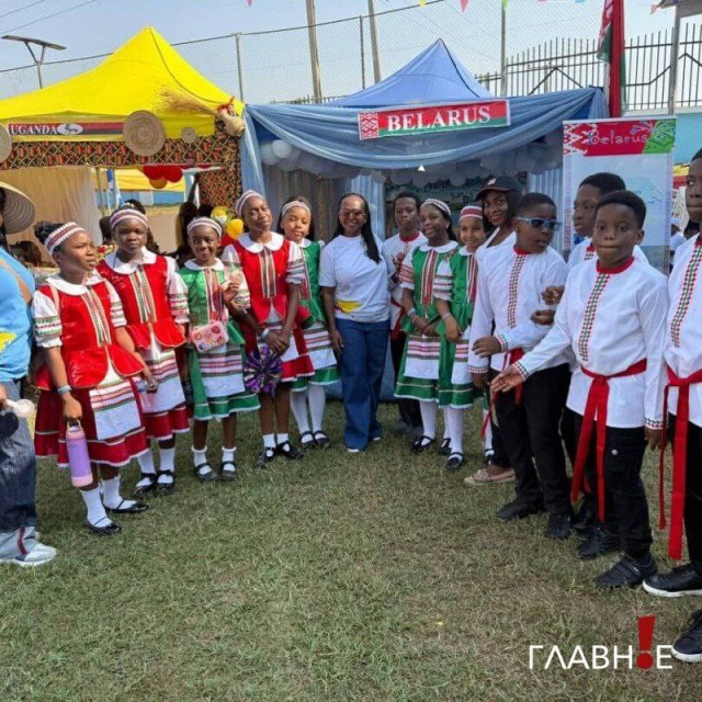 Наши слоняры