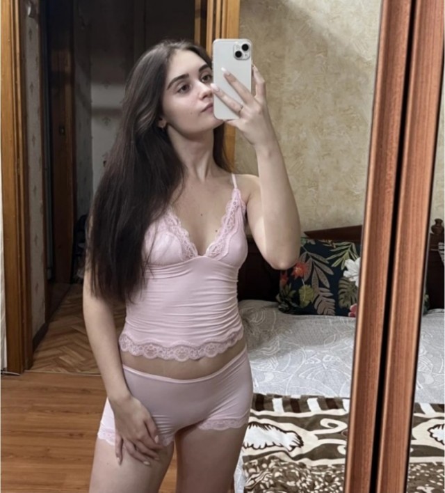 И снова девушки из WB