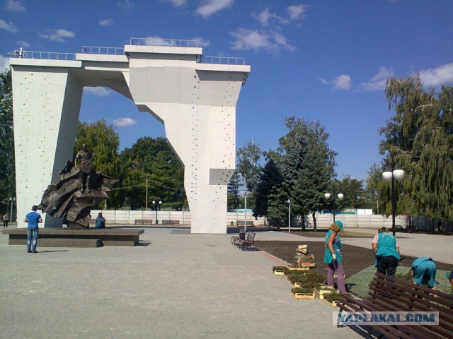 Памятник В.С. Высоцкому, г.Харьков