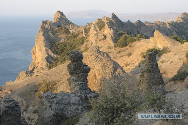 Самый старый в мире спящий вулкан. Карадаг