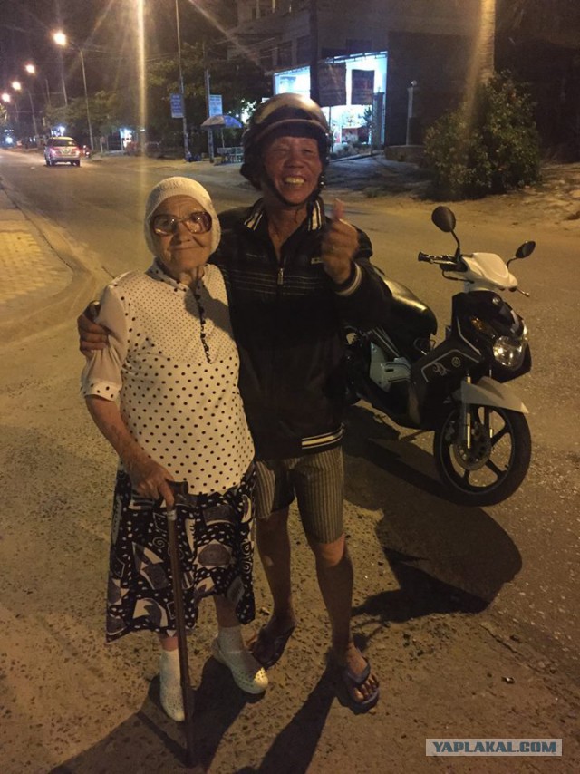 89-Летняя бабулька из Красноярска путешествует одна, во Вьетнаме и не только...