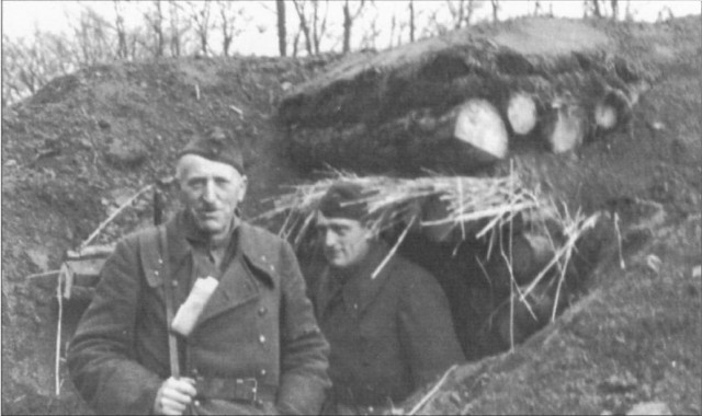 Фольксштурм - гитлеровское ополчение.