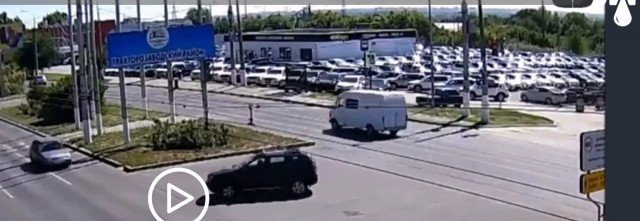 Просто он очень чувствительный и легко возбудимый
