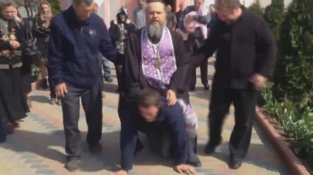 Выгонять из офисов сотрудниц в сексуальных нарядах предложили в Госдуме