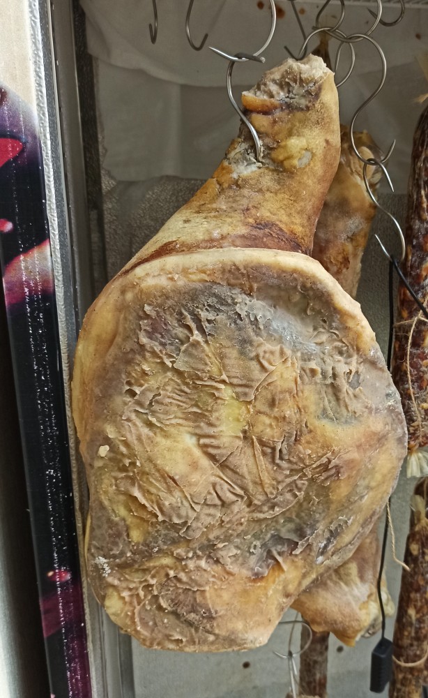 Сырокопченный окорок. Кулинарное эссе