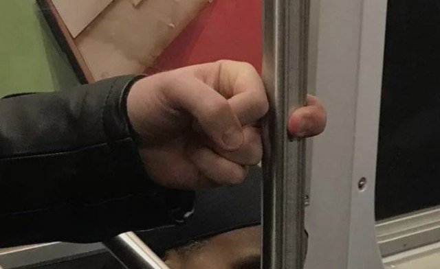 Всем срочно схватиться за поручни