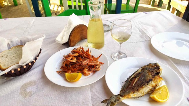 Aлбания в эпоху ХВОРИ всеобщей (2021)