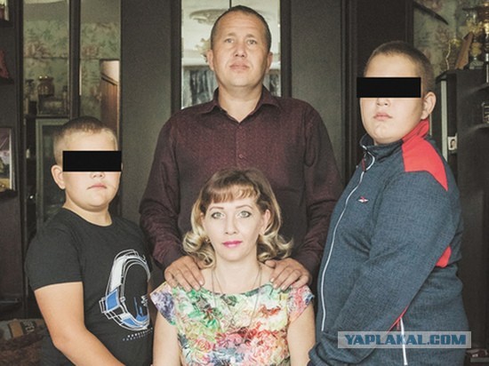 Посадившей полицейских за пытки многодетной матери пришлось переехать из-за травли