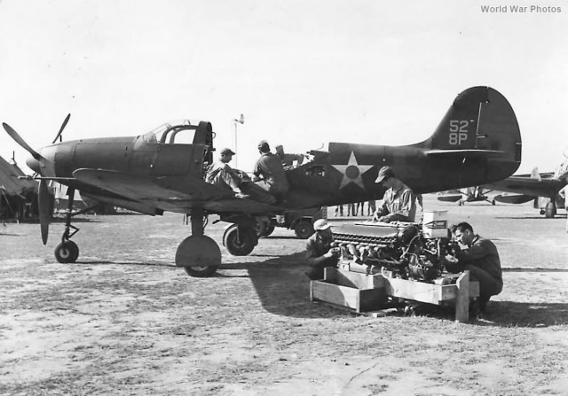 Р-39 Аэрокбра. Американская любимица сталинских соколов. История создания и основные модификации.