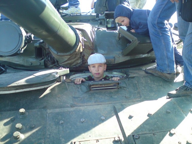 День Танкиста-2011. Линия Сталина