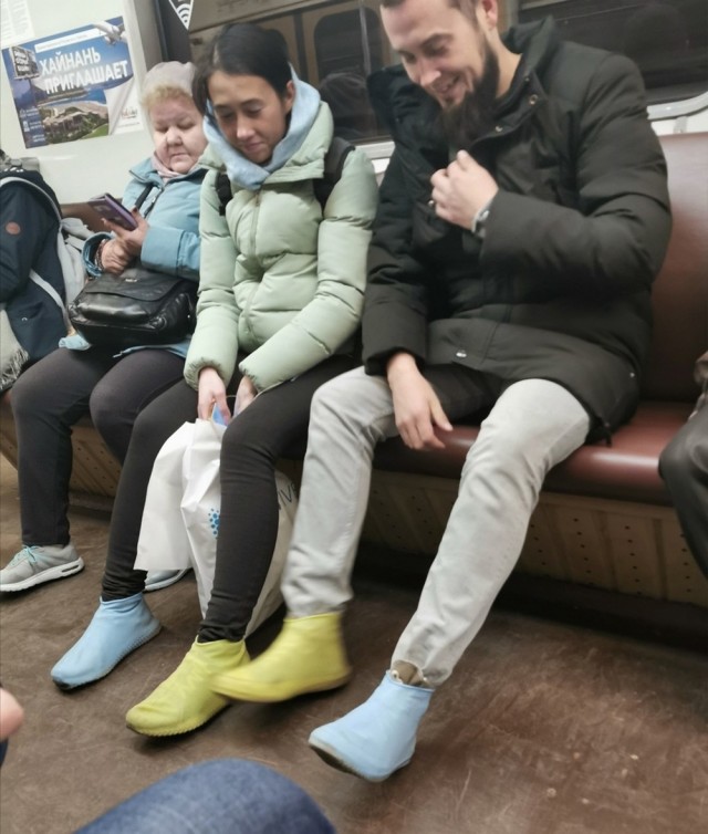 Модники из российского метрополитена на вторник