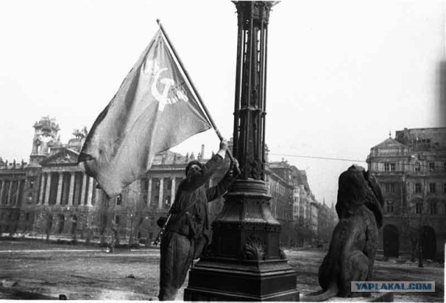 Дорогами войны ... (текст + 100 фото)