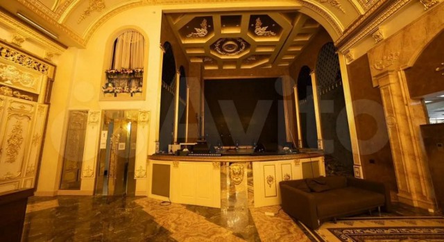 «Сима-Ленд» выставил на продажу свой дворцовый офис в Екатеринбурге за 2,36 млрд рублей