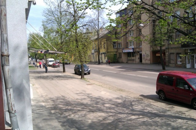 Апрель 2012