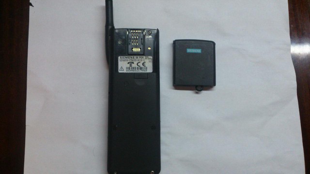 Нашел свою старую Nokia 3510i