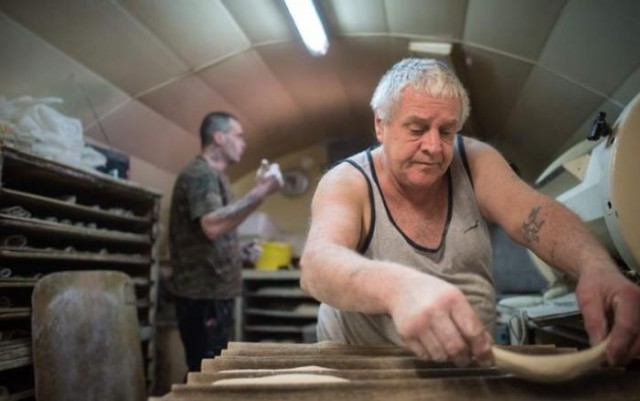 Во Франции мужчина продал свою пекарню бездомному за 1 евро