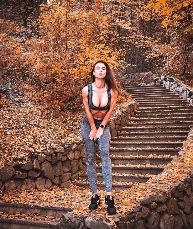 Осенние девушки (2018)