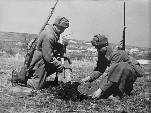 Сапёры Великой Отечественной войны.