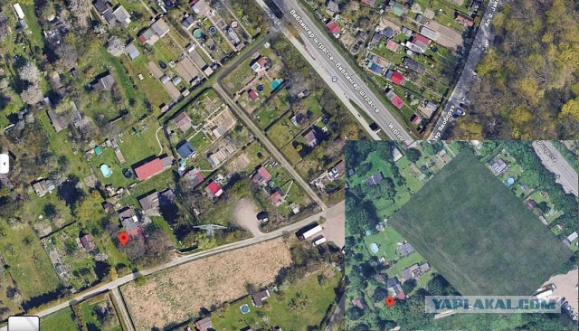 На виртуальной карте появился загадочный куб, парящий над городом