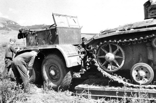 То, что было в вермахте и чего не было в РККА