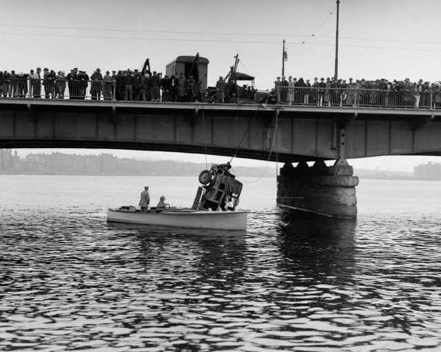 Трагичные и нелепые автомобильные аварии Бостона в 1930-х годах