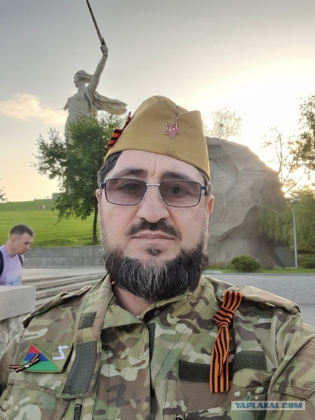 «Я тебе глотку вырву, никаких танцев здесь, вы, гендерные проститутки»