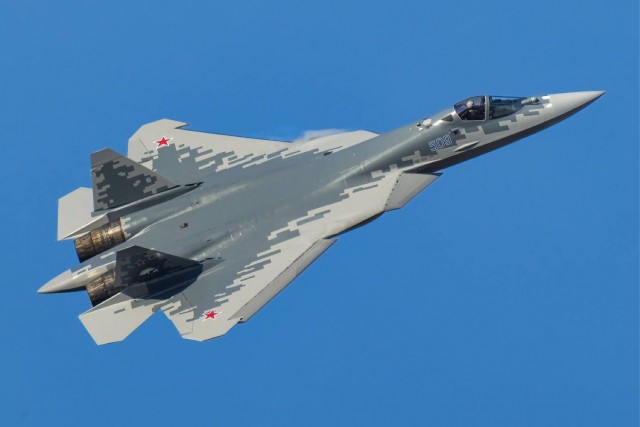 На фото пока еще Т-50-9