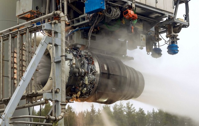 Надежность подтверждена стихией: двигатель ПД-8 успешно прошел испытания ливнем⁠