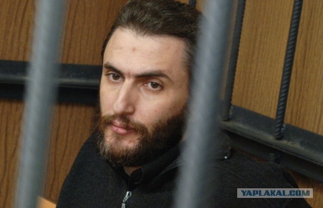 Публицист Стомахин признан виновным в экстремизме