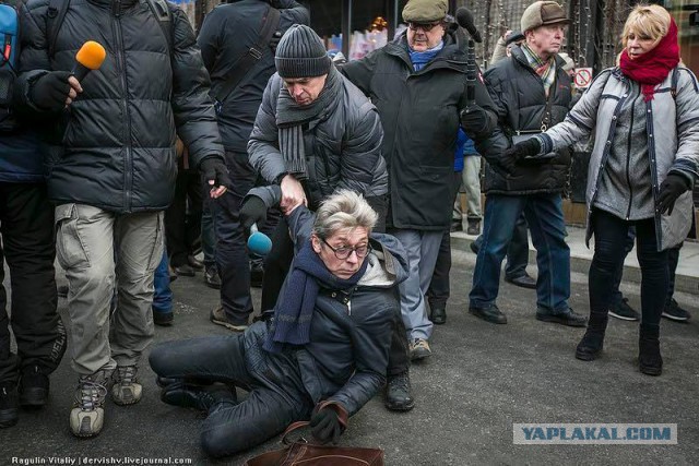 Известная оппозиционерка умоляла ОМОН задержать ее на Тверской