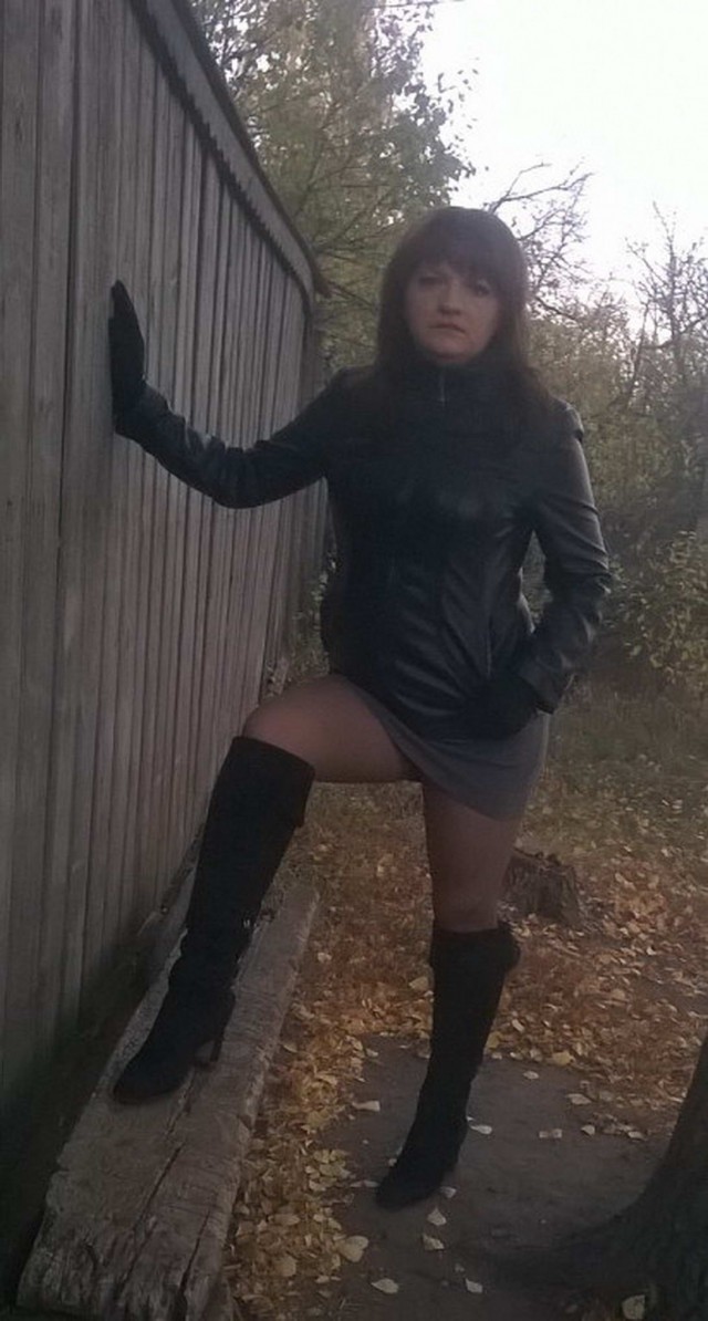 Ленка, я же позирую, давай фоткай быстрее