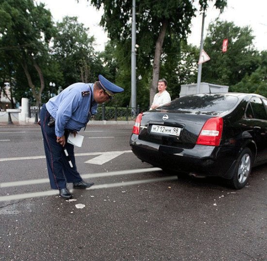 Наша служба и опасна и трудна