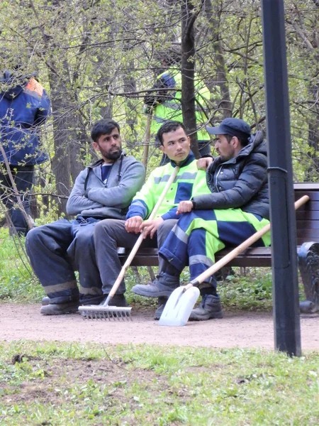 О гастарбайтерах и о качестве работ