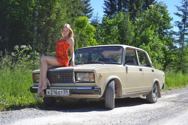 Девушки и авто
