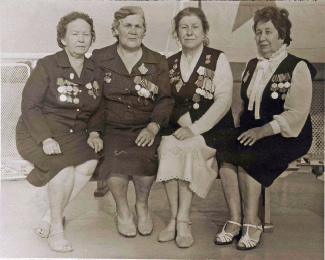 Экипаж тральщика Т-611. "Семеро смелых".