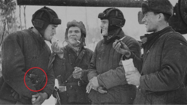 Почему танкисты носили только Наган?