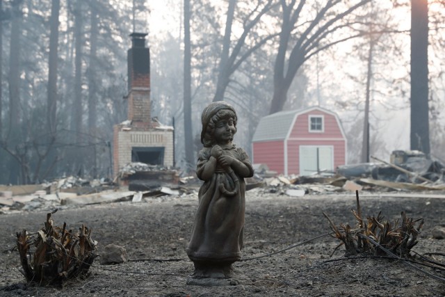 Фотографии последствий самого смертоносного пожара в Калифорнии