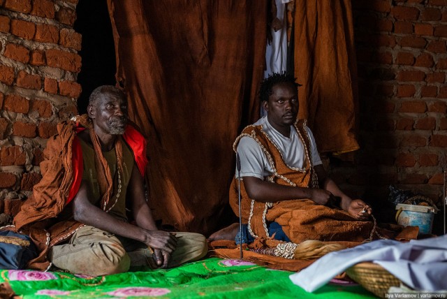 Уганда: деревни, колдуны и детские жертвоприношения