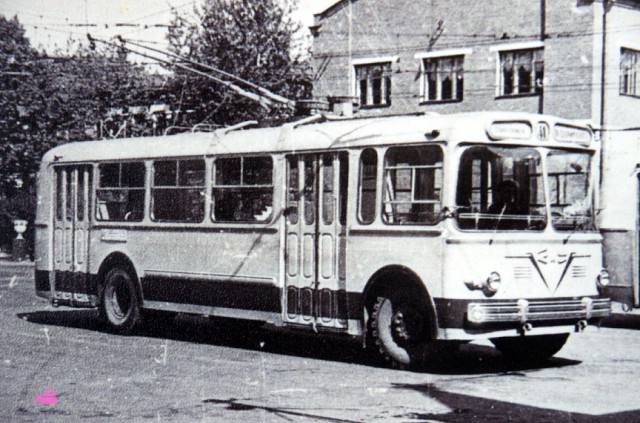 Игра на ЯПе: Угадай АВТО-8