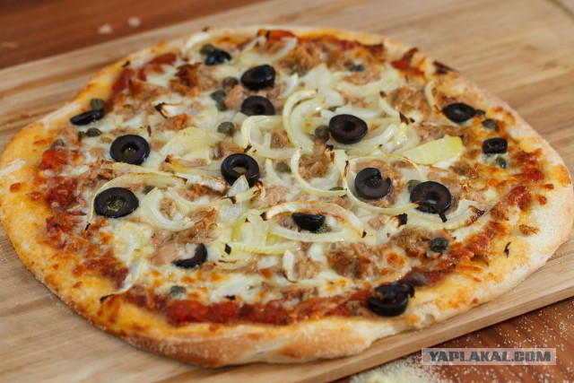 Пицца с Пармской ветчиной (Pizza Prosciutto Crudo)
