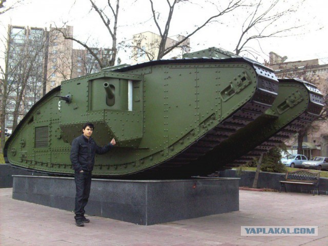 Танки из Невы
