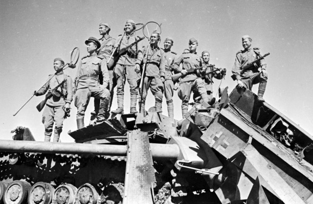 10 ударов 1944 года. Уточнения.
