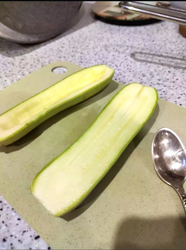 Салат из маринованных кабачков и моркови на зиму