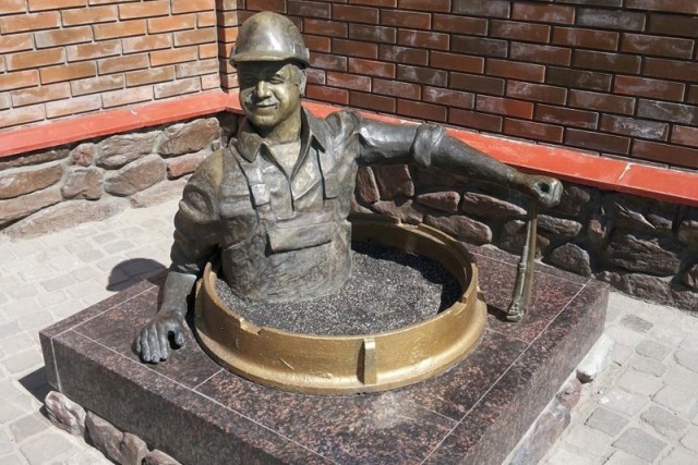 А давайте послушаем женщин, что они сами говорят про свою верность. Но только не мужчинам, а друг другу