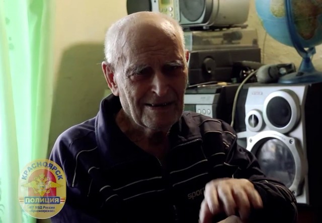 В Красноярске 100-летний мужчина предложил требовавшим миллион телефонным мошенникам всего 23 рубля