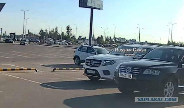 Дешёвый понторез vs принципиальный водитель