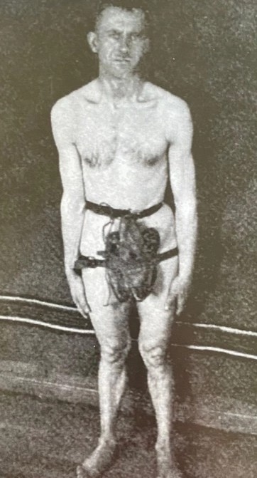 Техническая новинка начала прошлого века . Машина для мужской мастурбации Бауэра.