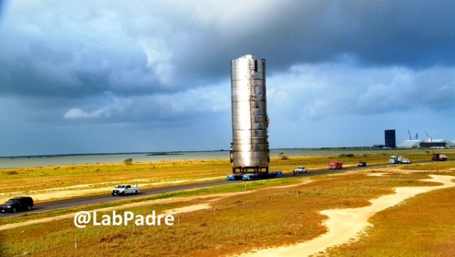 Топливный бак SpaceX Starship разорвался во время испытаний, но это никого не удивило