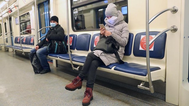 Часто стал замечать, что народ в электричках наглеет