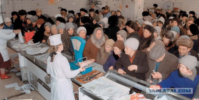 Люди гибнут за айфон